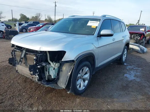 1V2ER2CA2JC540945 2018 VOLKSWAGEN ATLAS - Image 2