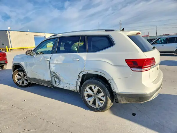 1V2ER2CA2JC545725 2018 VOLKSWAGEN ATLAS - Image 2