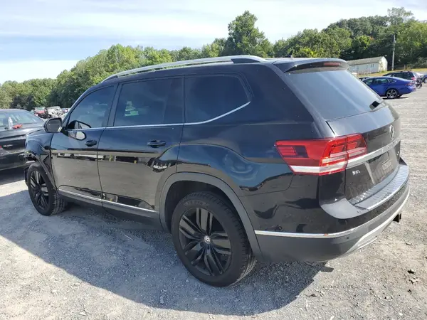 1V2ER2CA2JC593127 2018 VOLKSWAGEN ATLAS - Image 2