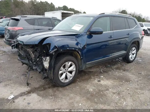 1V2ER2CA3JC517383 2018 VOLKSWAGEN ATLAS - Image 2
