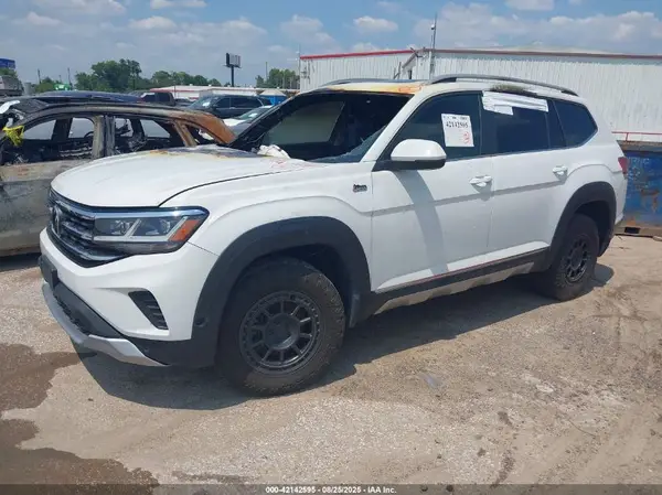 1V2ER2CA4MC541518 2021 VOLKSWAGEN ATLAS - Image 2