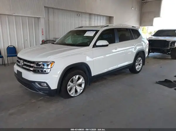 1V2ER2CA5JC528286 2018 VOLKSWAGEN ATLAS - Image 2