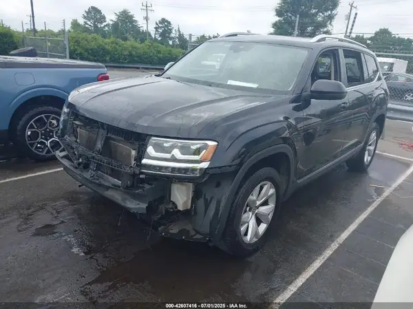 1V2ER2CA6JC533271 2018 VOLKSWAGEN ATLAS - Image 2