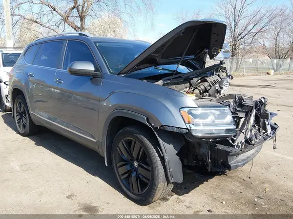 1V2ER2CA6KC611713 2019 VOLKSWAGEN ATLAS - Image 1