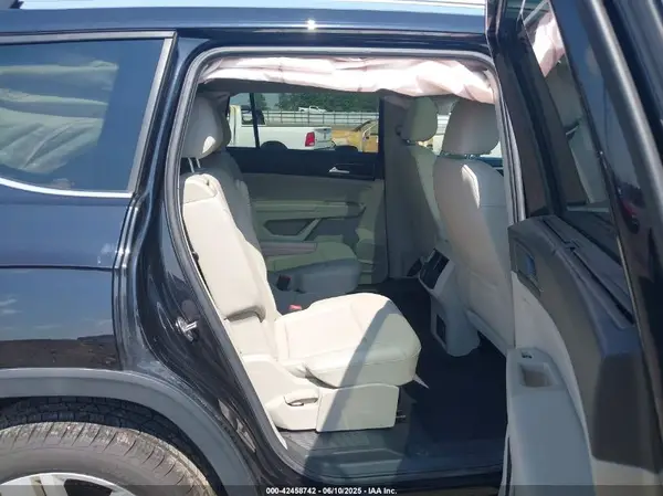 1V2ER2CA7KC557337 2019 VOLKSWAGEN ATLAS - Image 8