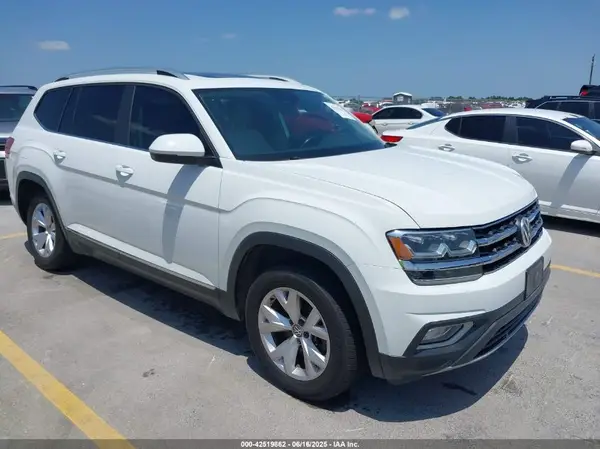 1V2ER2CA8JC523356 2018 VOLKSWAGEN ATLAS - Image 1