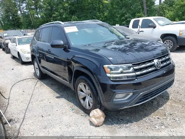1V2ER2CA9JC500412 2018 VOLKSWAGEN ATLAS - Image 1