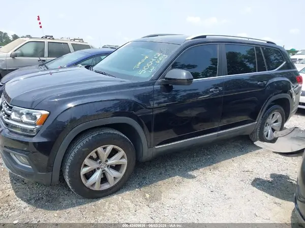 1V2ER2CA9JC500412 2018 VOLKSWAGEN ATLAS - Image 2
