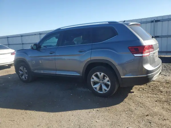 1V2ER2CAXJC516084 2018 VOLKSWAGEN ATLAS - Image 2