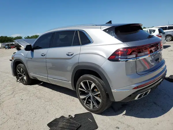 1V2FE2CA3RC210419 2024 VOLKSWAGEN ATLAS - Image 2