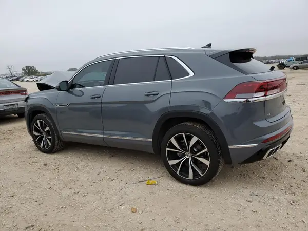 1V2FE2CA4RC262058 2024 VOLKSWAGEN ATLAS - Image 2