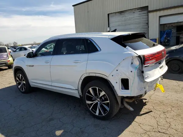 1V2FE2CA6RC228817 2024 VOLKSWAGEN ATLAS - Image 2
