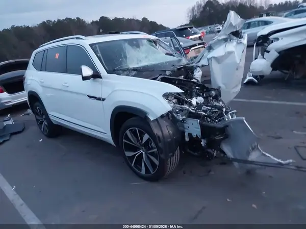 1V2FN2CA0TC517117 2026 VOLKSWAGEN ATLAS - Image 1