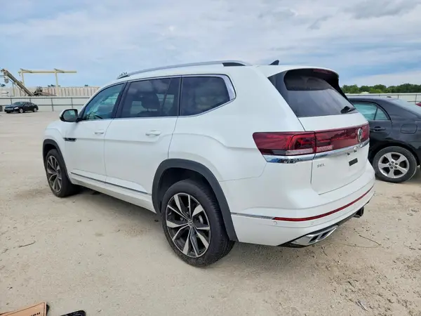 1V2FN2CA3TC507780 2026 VOLKSWAGEN ATLAS - Image 2