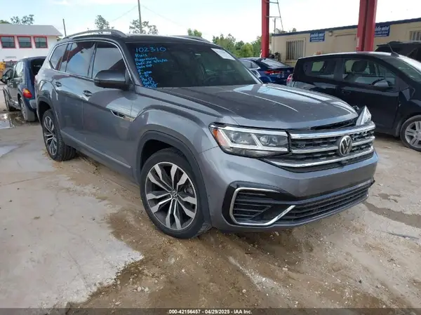 1V2FR2CA0NC520056 2022 VOLKSWAGEN ATLAS - Image 1