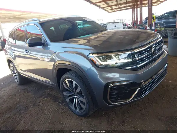 1V2FR2CA0NC562386 2022 VOLKSWAGEN ATLAS - Image 1
