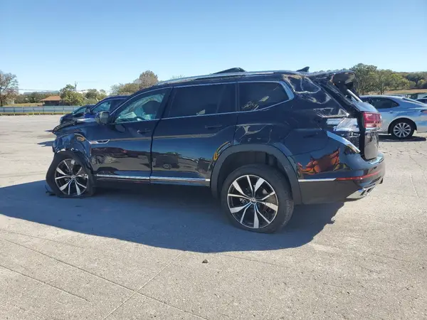 1V2FR2CA0SC555787 2025 VOLKSWAGEN ATLAS - Image 2