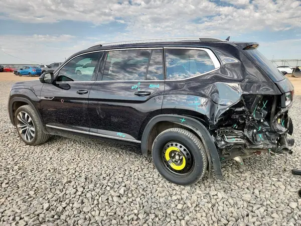 1V2FR2CA1PC529223 2023 VOLKSWAGEN ATLAS - Image 2