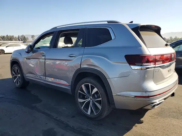 1V2FR2CA1RC524820 2024 VOLKSWAGEN ATLAS - Image 2