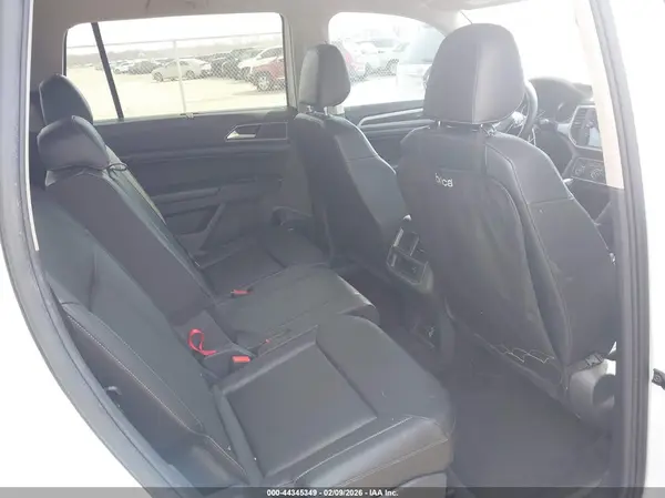 1V2FR2CA2JC551447 2018 VOLKSWAGEN ATLAS - Image 8