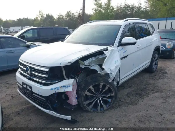 1V2FR2CA2PC517226 2023 VOLKSWAGEN ATLAS - Image 2