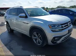 1V2FR2CA3JC562988 2018 VOLKSWAGEN ATLAS