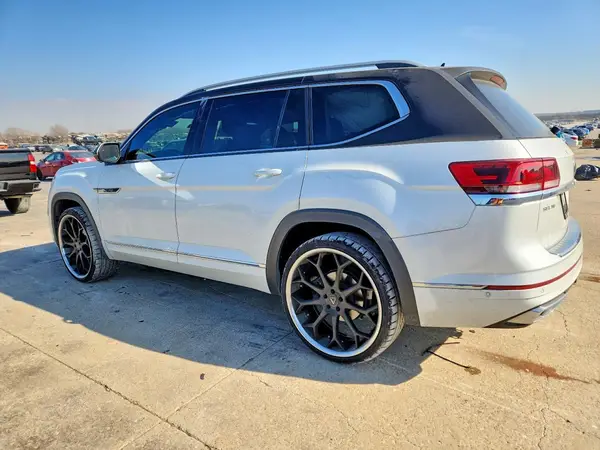 1V2FR2CA3NC551091 2022 VOLKSWAGEN ATLAS - Image 2