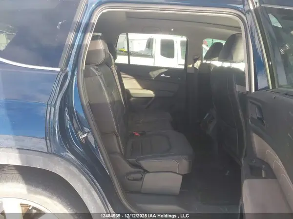 1V2FR2CA3PC546007 2023 VOLKSWAGEN ATLAS - Image 8