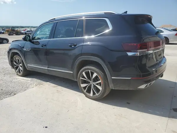 1V2FR2CA3RC568639 2024 VOLKSWAGEN ATLAS - Image 2
