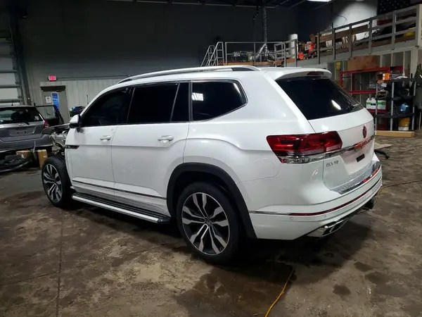 1V2FR2CA4PC539552 2023 VOLKSWAGEN ATLAS - Image 2