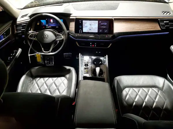 1V2FR2CA4RC522933 2024 VOLKSWAGEN ATLAS - Image 8