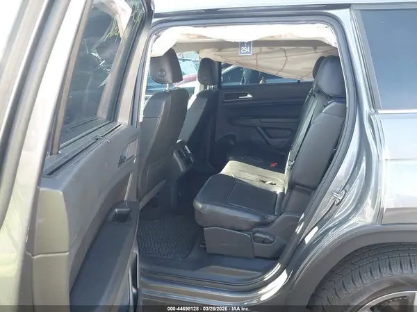 1V2FR2CA5JC554780 2018 VOLKSWAGEN ATLAS - Image 8