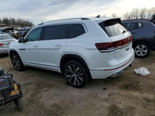 1V2FR2CA5RC527901 2024 VOLKSWAGEN ATLAS - Image 2