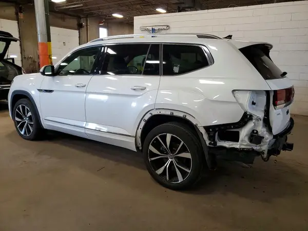 1V2FR2CA5RC537313 2024 VOLKSWAGEN ATLAS - Image 2