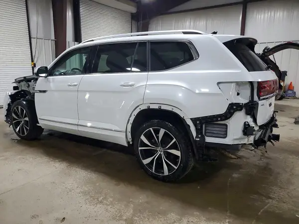 1V2FR2CA5RC592814 2024 VOLKSWAGEN ATLAS - Image 2