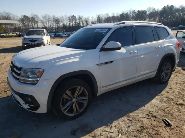 1V2FR2CA6JC584015 2018 VOLKSWAGEN ATLAS - Image 1