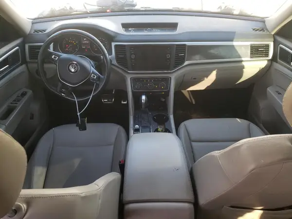 1V2FR2CA6JC584015 2018 VOLKSWAGEN ATLAS - Image 8