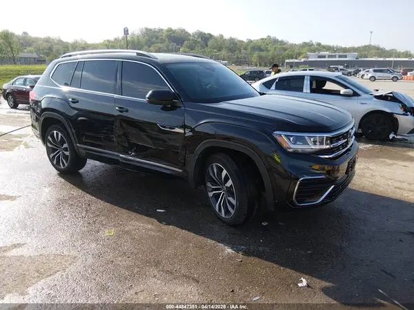 1V2FR2CA6NC506548 2022 VOLKSWAGEN ATLAS - Image 1