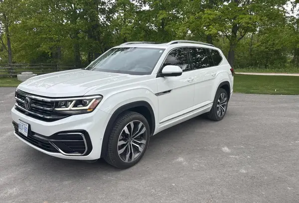 1V2FR2CA6PC556336 2023 VOLKSWAGEN ATLAS - Image 2