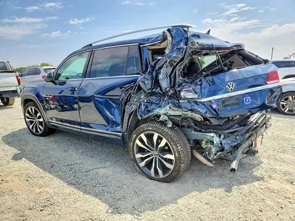 1V2FR2CA7PC535642 2023 VOLKSWAGEN ATLAS - Image 2