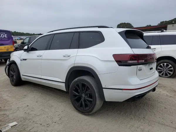 1V2FR2CA7RC528421 2024 VOLKSWAGEN ATLAS - Image 2