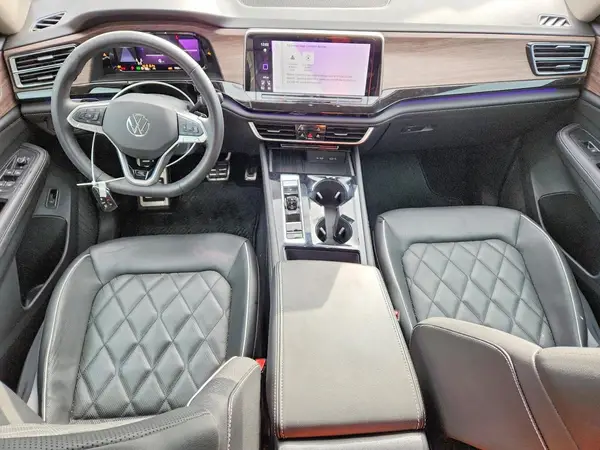 1V2FR2CA7SC531423 2025 VOLKSWAGEN ATLAS - Image 8