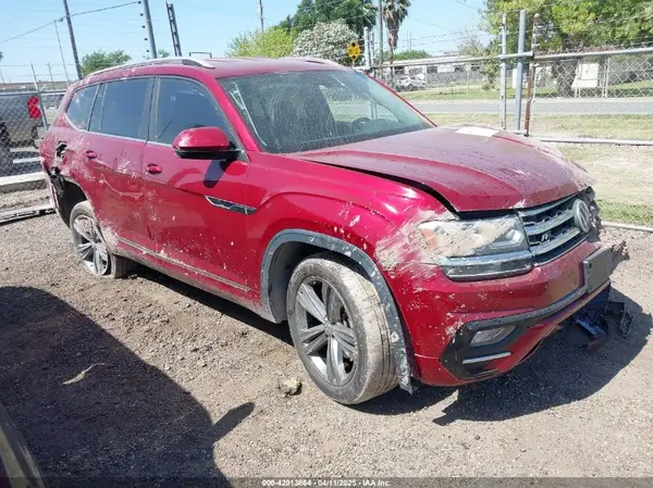 1V2FR2CA8JC570357 2018 VOLKSWAGEN ATLAS - Image 1