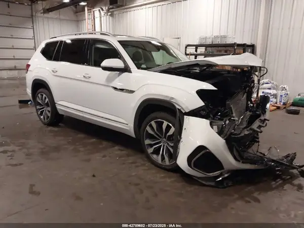 1V2FR2CA8NC511833 2022 VOLKSWAGEN ATLAS - Image 1