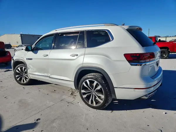 1V2FR2CA8PC554605 2023 VOLKSWAGEN ATLAS - Image 2