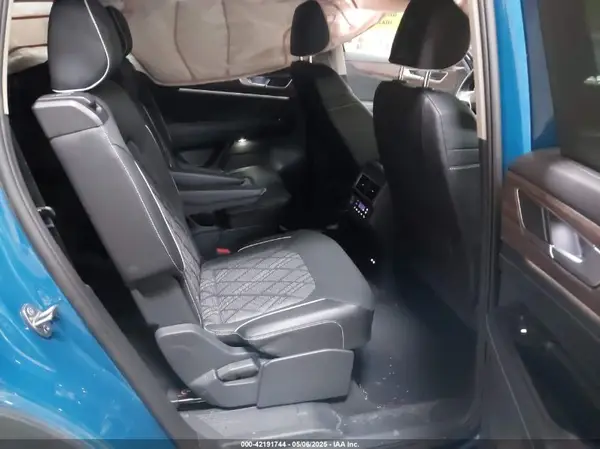 1V2FR2CA8SC521161 2025 VOLKSWAGEN ATLAS - Image 8