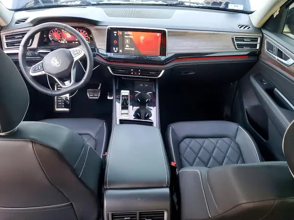 1V2FR2CA8SC573602 2025 VOLKSWAGEN ATLAS - Image 8