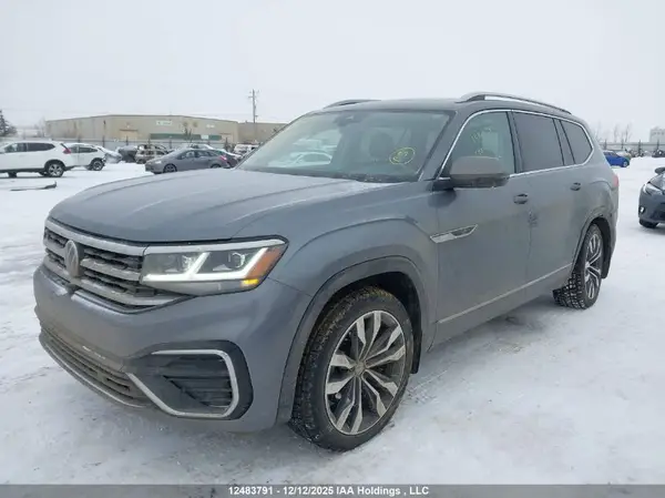 1V2FR2CA9NC562015 2022 VOLKSWAGEN ATLAS - Image 2