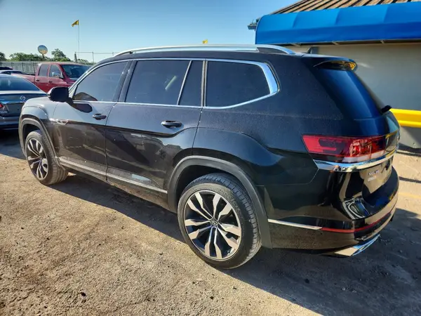 1V2FR2CA9PC503954 2023 VOLKSWAGEN ATLAS - Image 2