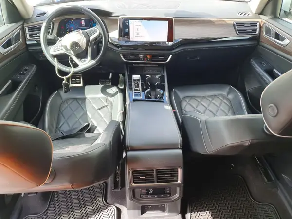 1V2FR2CA9RC530770 2024 VOLKSWAGEN ATLAS - Image 8